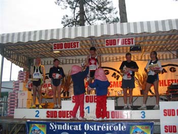PODIUMS CROSS SO 2006 029