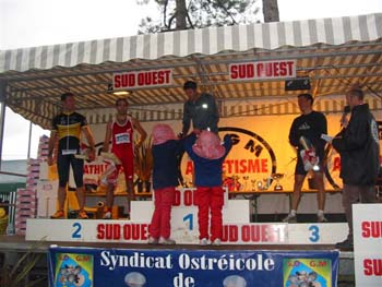 PODIUMS CROSS SO 2006 030