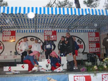 PODIUMS CROSS SO 042