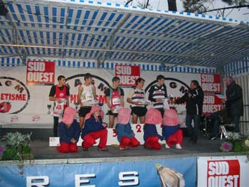 PODIUMS CROSS SO 062
